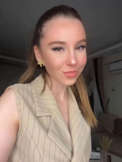 Esra D. - Bursa influencer