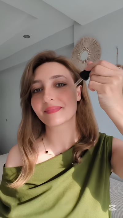 Aslı T. - Denizli influencer