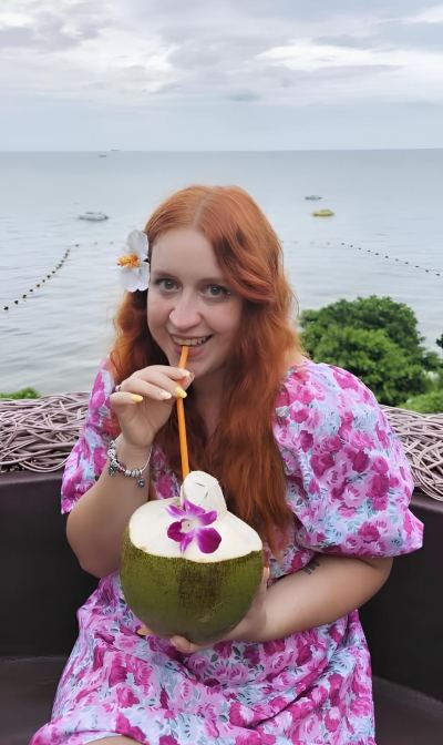 Elif S. - İstanbul influencer
