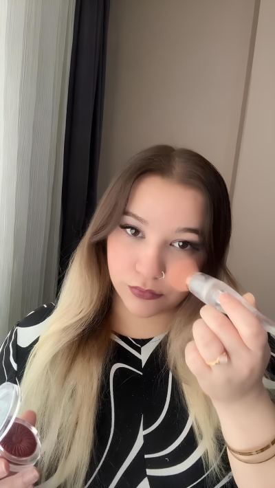 Pınar K. - İstanbul influencer