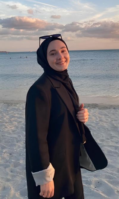 Esra D. - İstanbul influencer