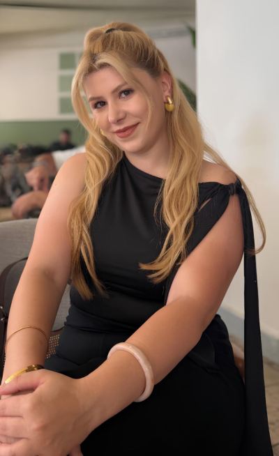 Eda Ç. - İstanbul influencer