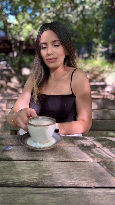 Büşra A. - İstanbul influencer
