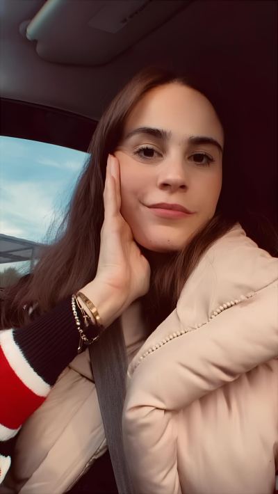 Ayşenur G. - İzmir influencer