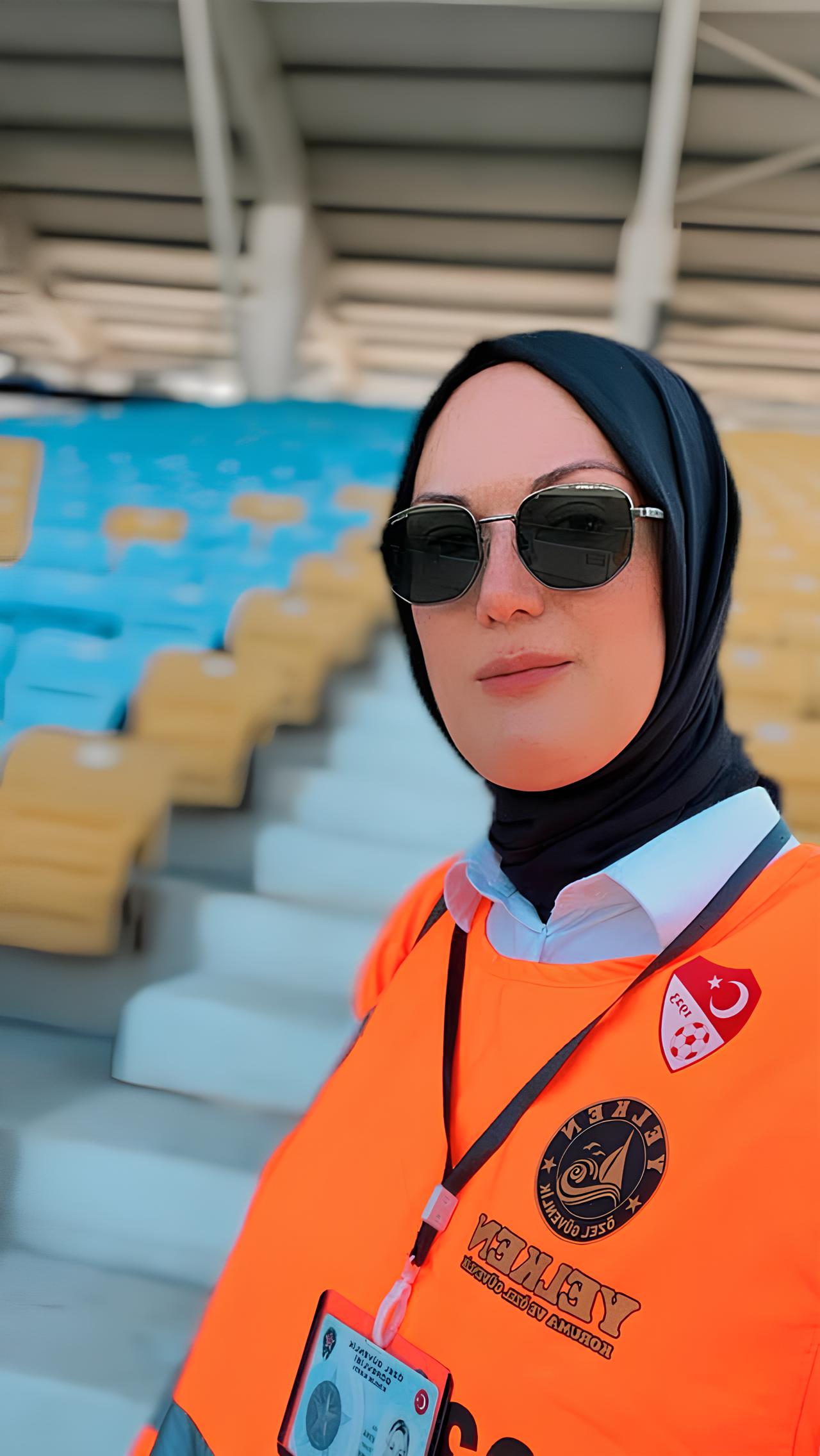 Esra E.