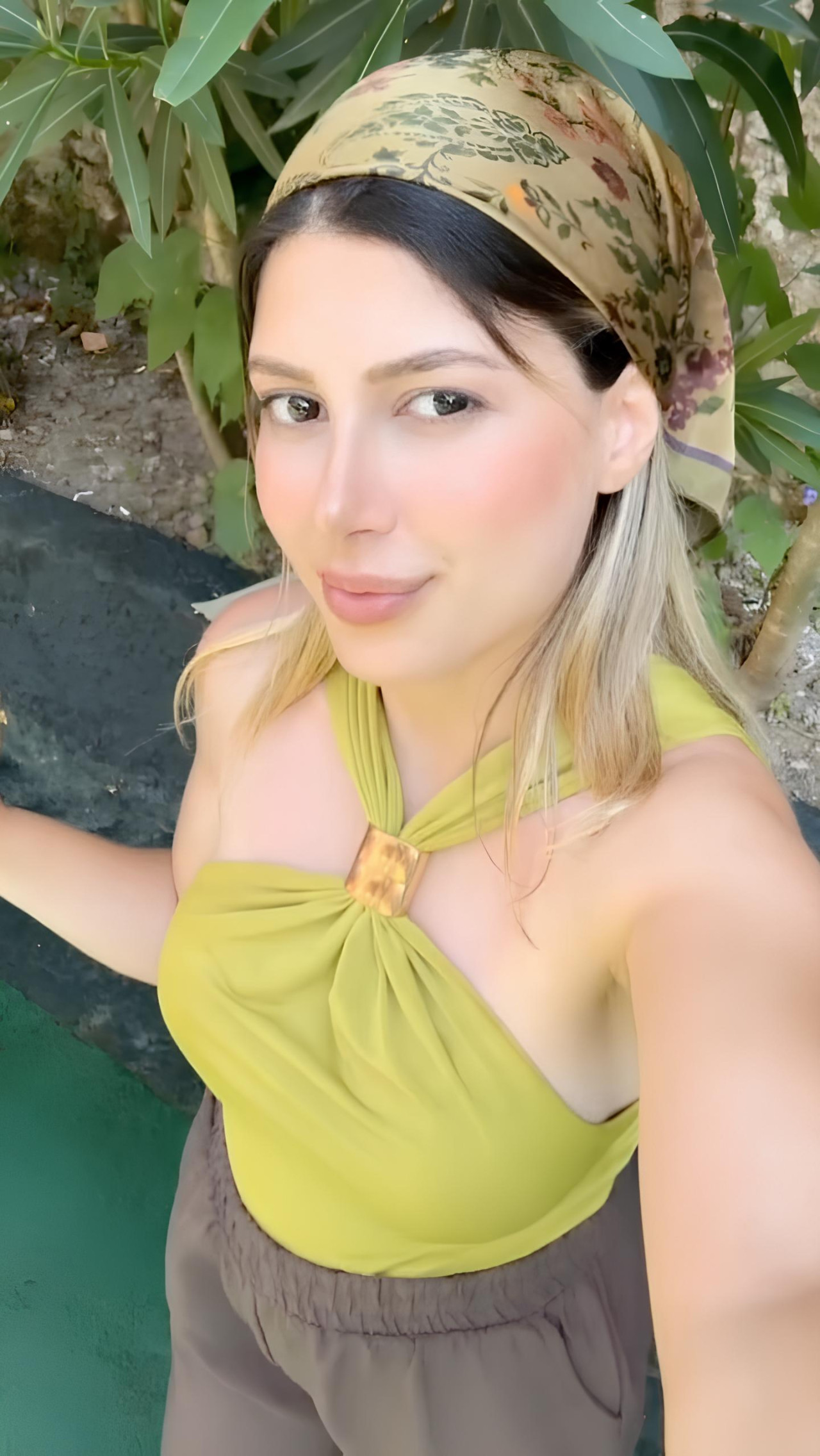 Esra Ş.