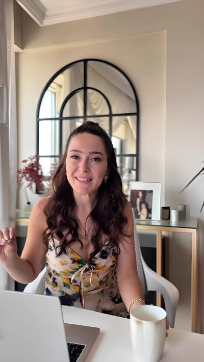Mine B. - İzmir influencer