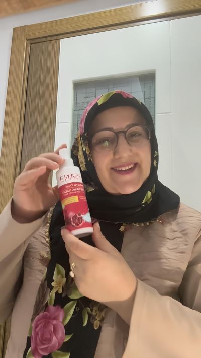 Türkan T. - İzmir influencer