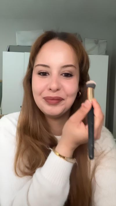 Dilara K. - İstanbul influencer