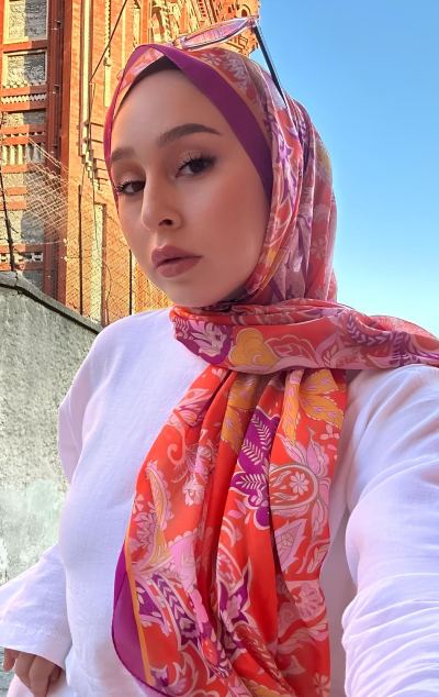 Büşra B. - İstanbul influencer