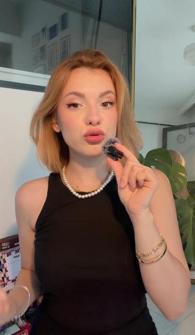 İlayda K. - İzmir influencer