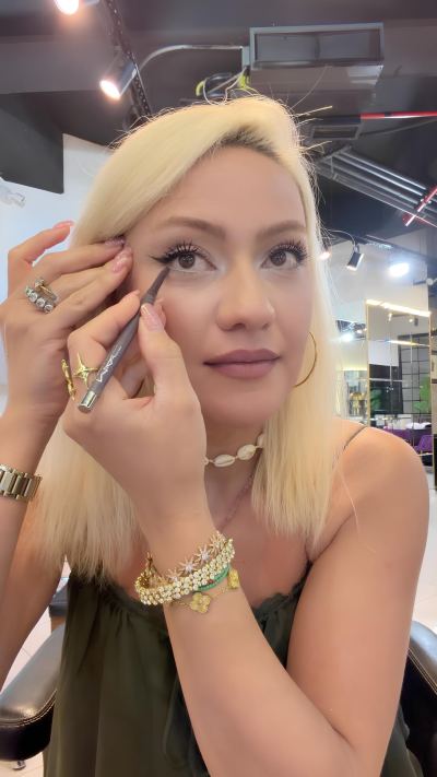 Bahar S. - İstanbul influencer