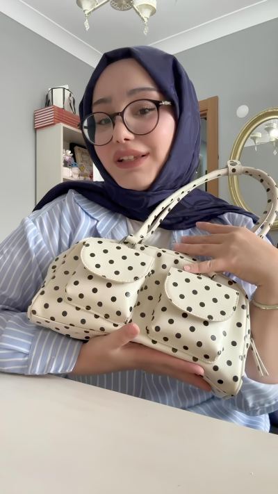 Zeynep Y. - İstanbul influencer