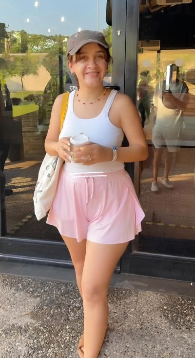 Merve B. - İzmir influencer