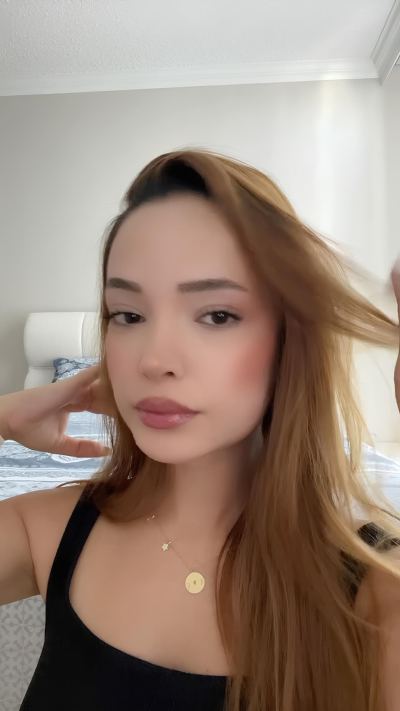 Kübra M. - İstanbul influencer