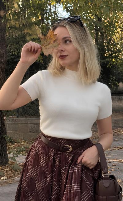 Özge D. - İzmir influencer