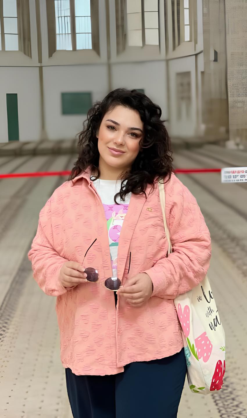 Ayşe S.