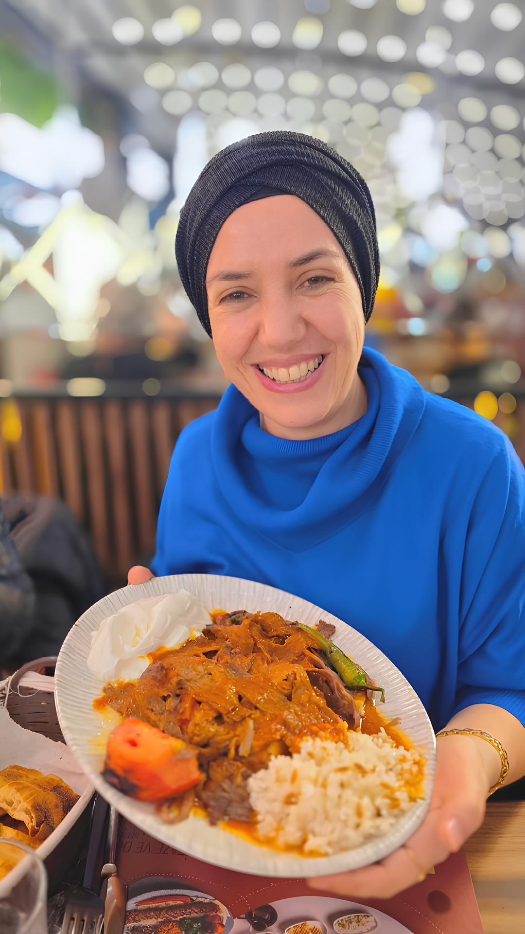 Ayşegül F.