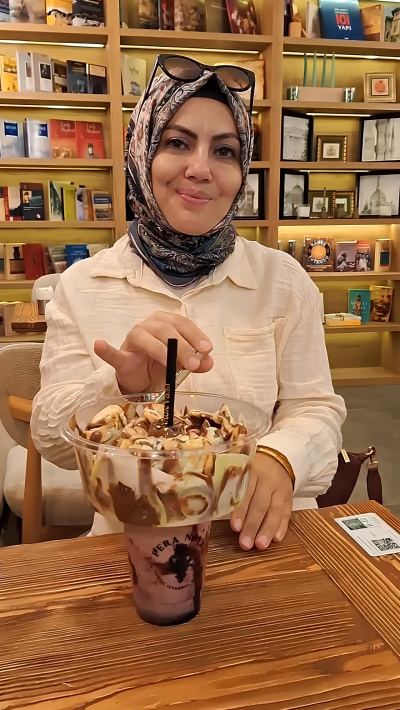 Cemile E. - İstanbul influencer
