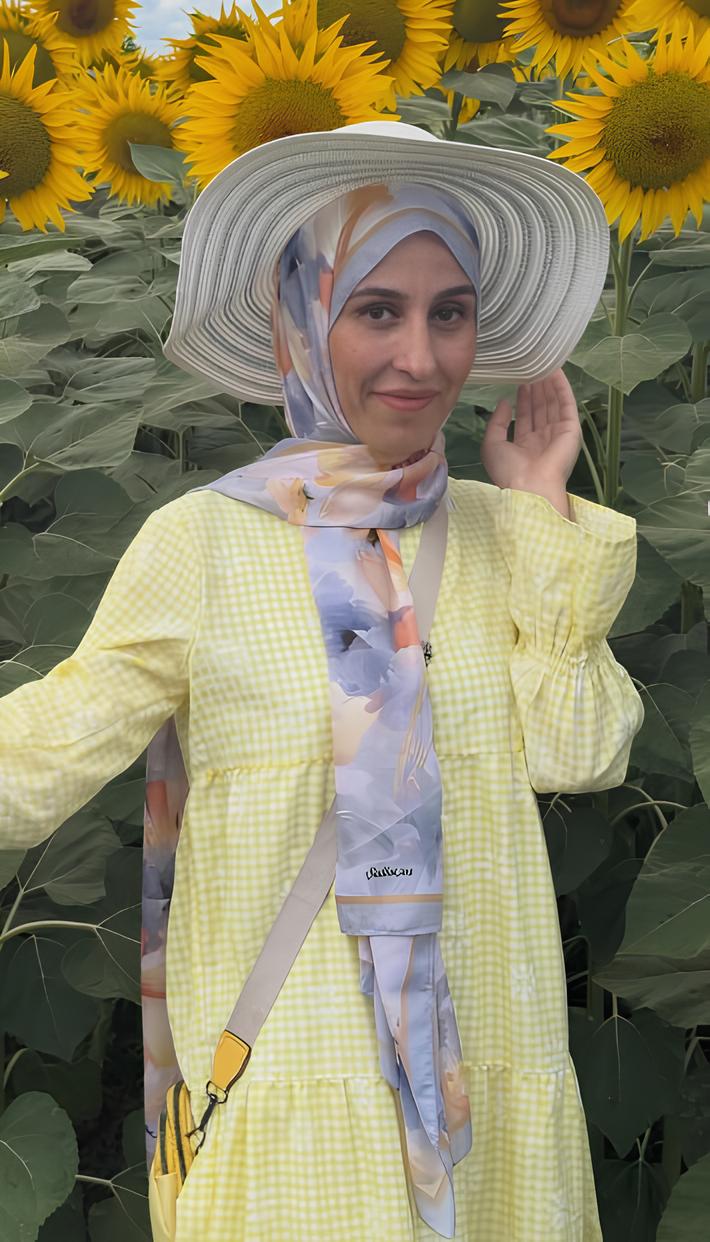 Esra K.