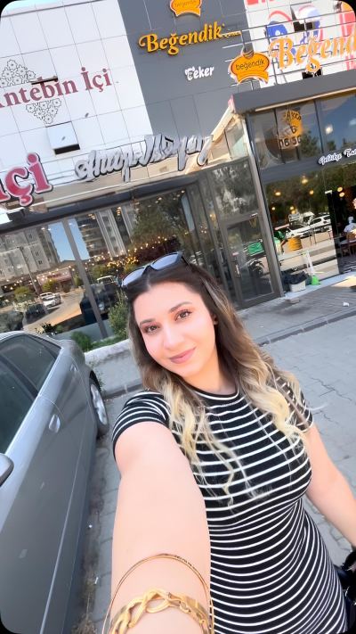 Ece E. - Gaziantep influencer