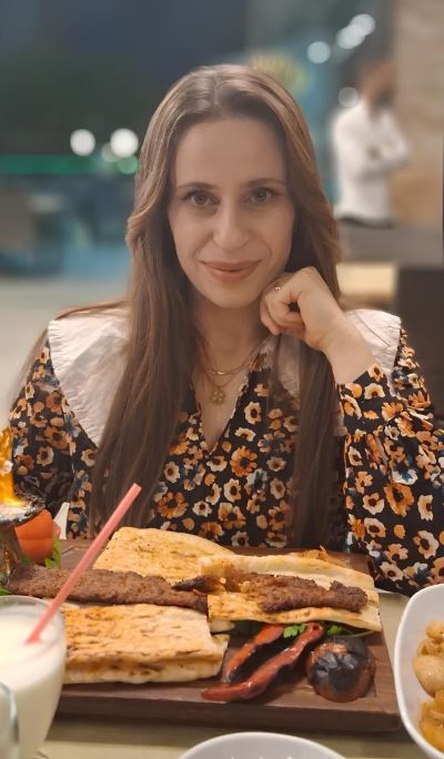 Burcu O. - Adana influencer