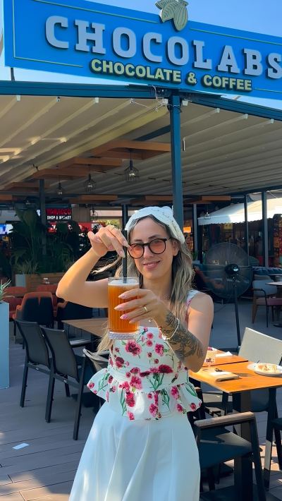 Cansu E. - Antalya influencer