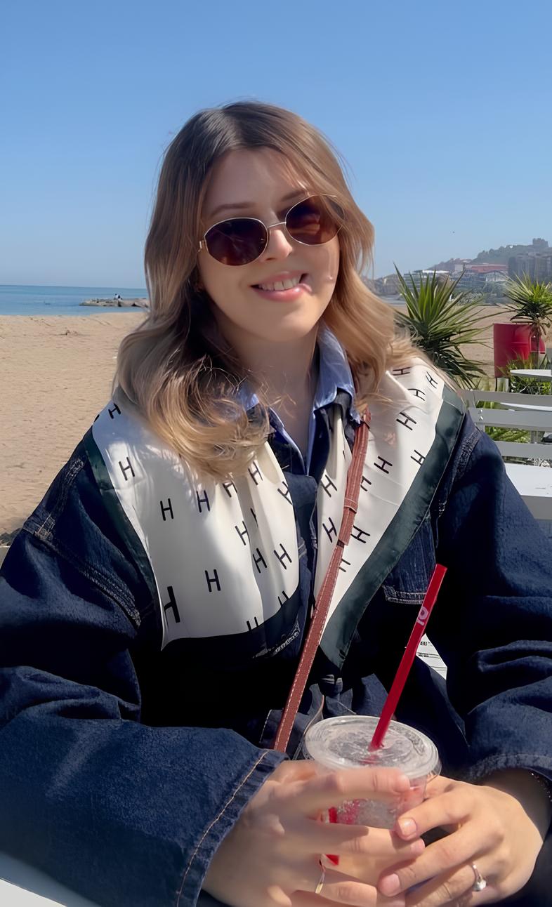 Ebru Ç.
