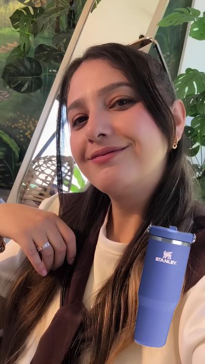 Emine Y. - Uşak influencer