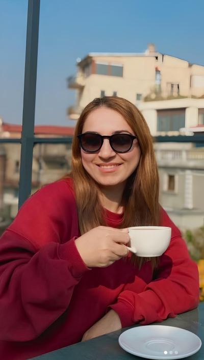 İlknur A. - İstanbul influencer